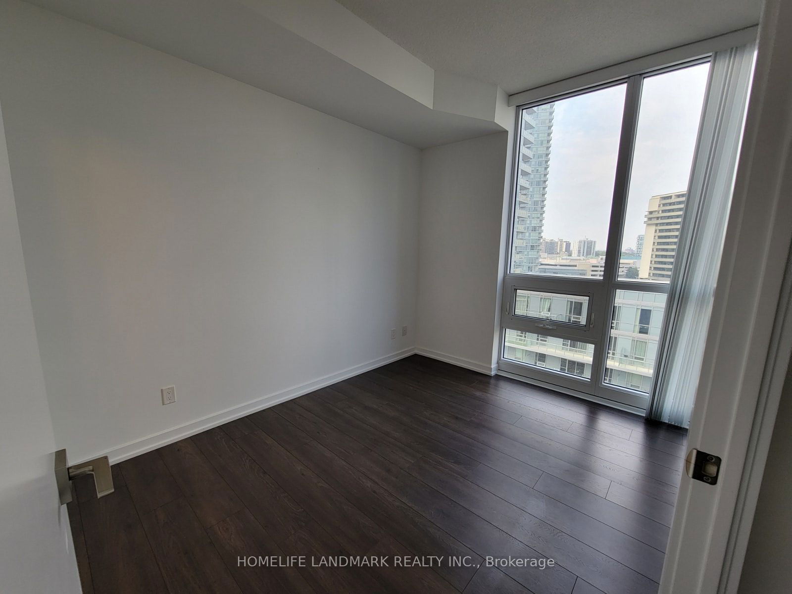 56 Forest Manor Rd, unit 810 for rent