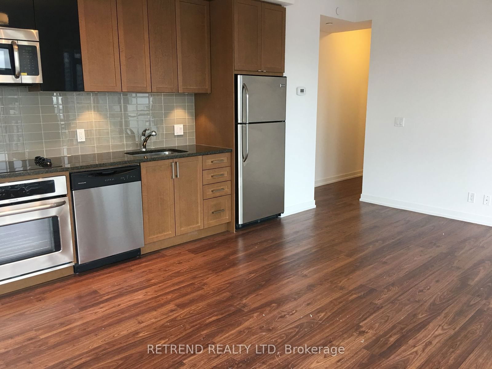 89 Dunfield Ave, unit 1402 for rent