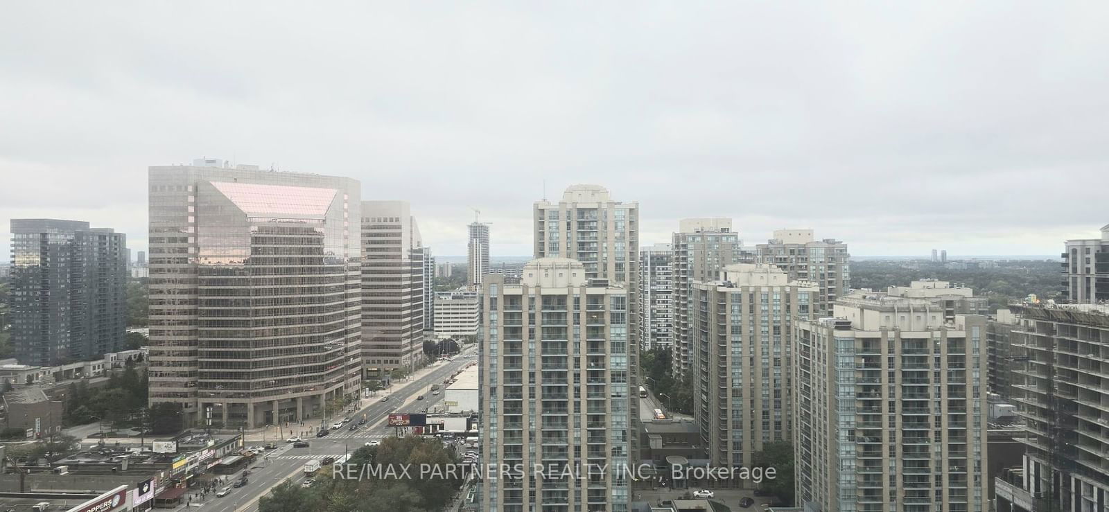 15 Holmes Ave, unit 2006 for rent