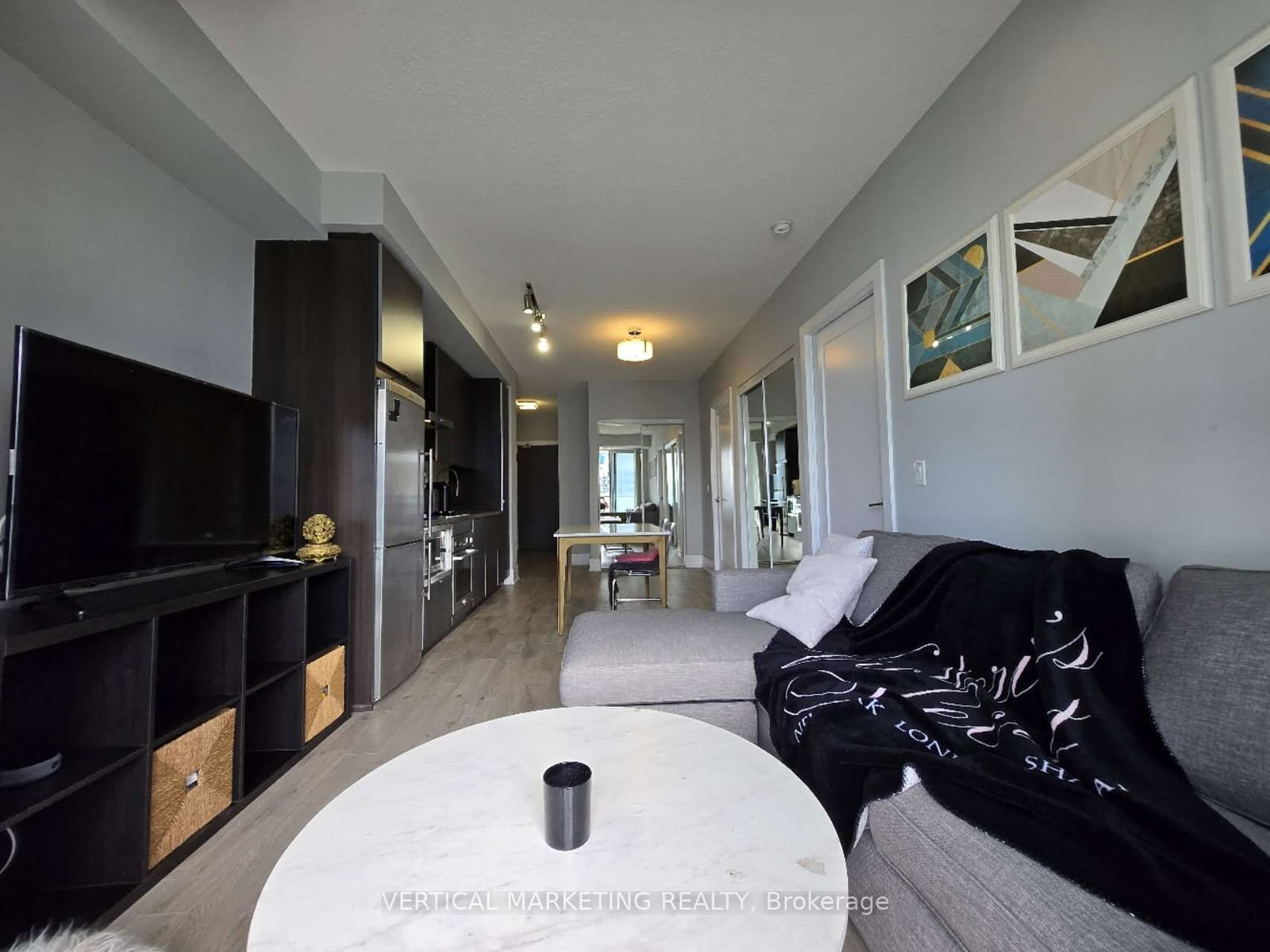 300 Front St W, unit 2001 for rent