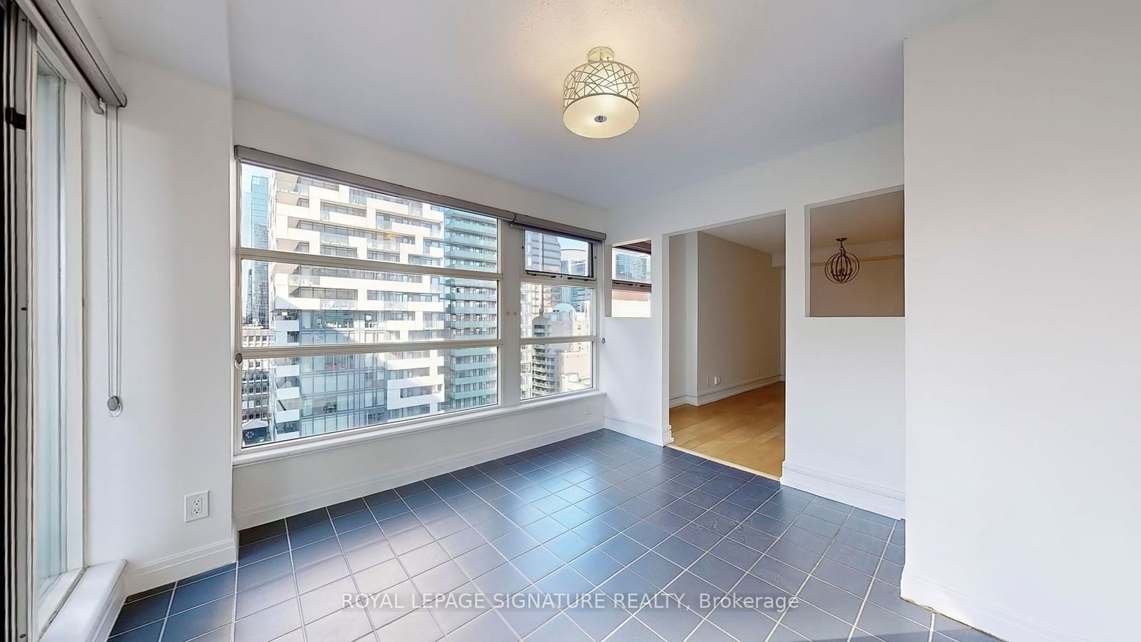 50 Lombard St, unit 1704 for rent