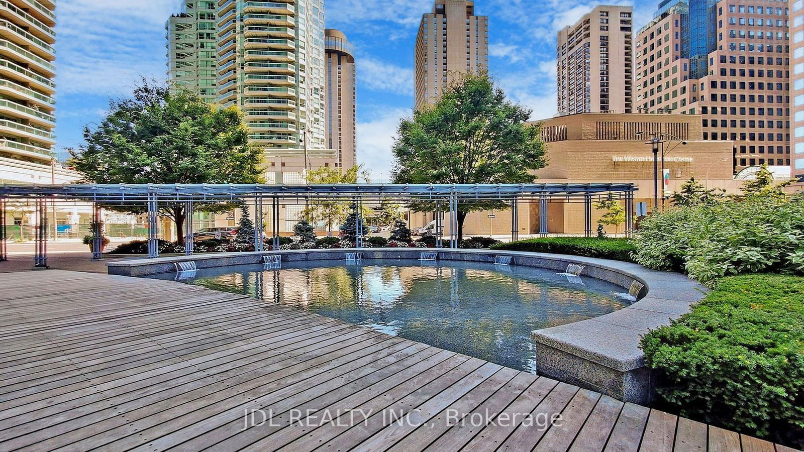 16 Harbour St, unit 3809 for sale