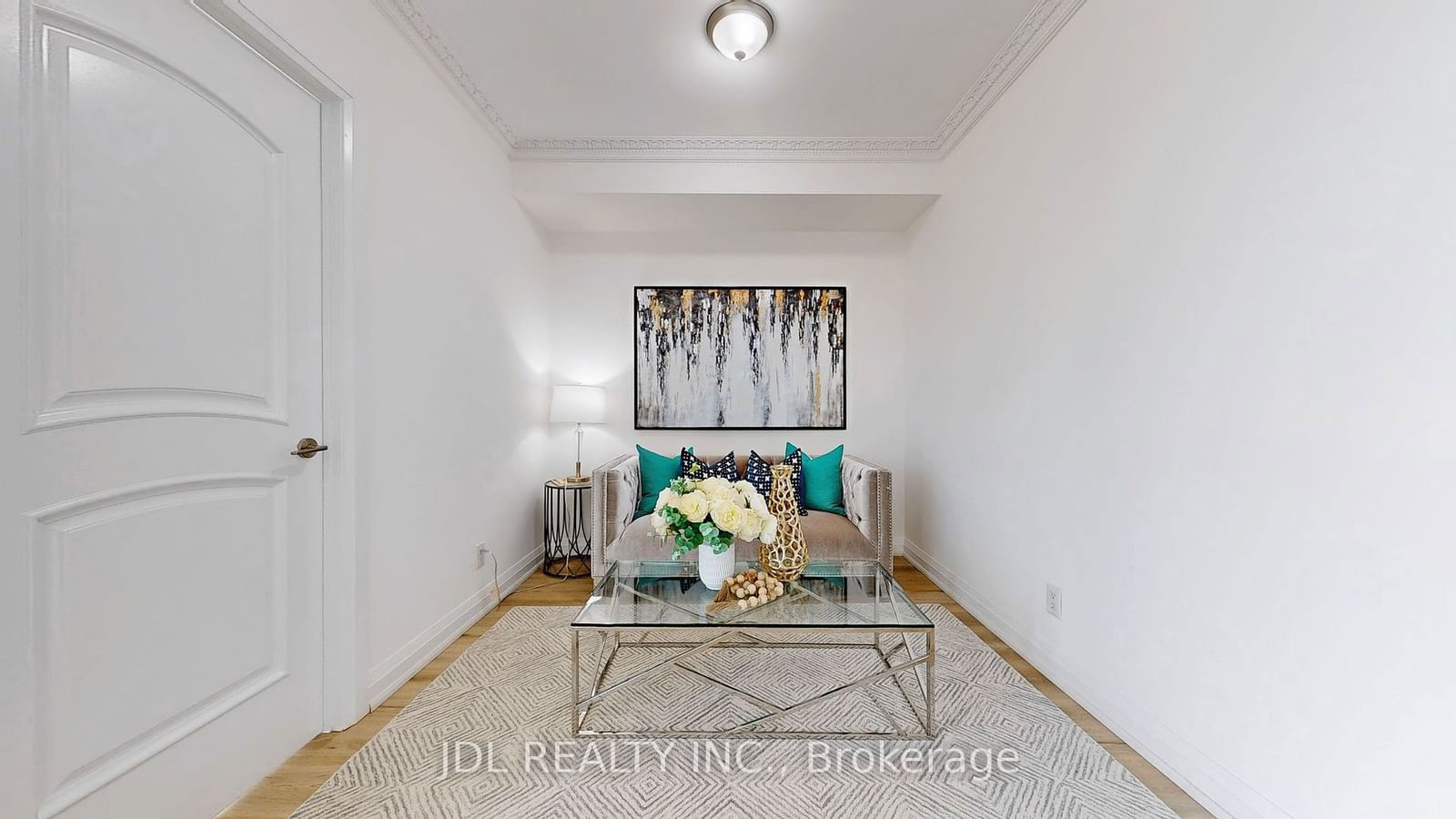 16 Harbour St, unit 3809 for sale