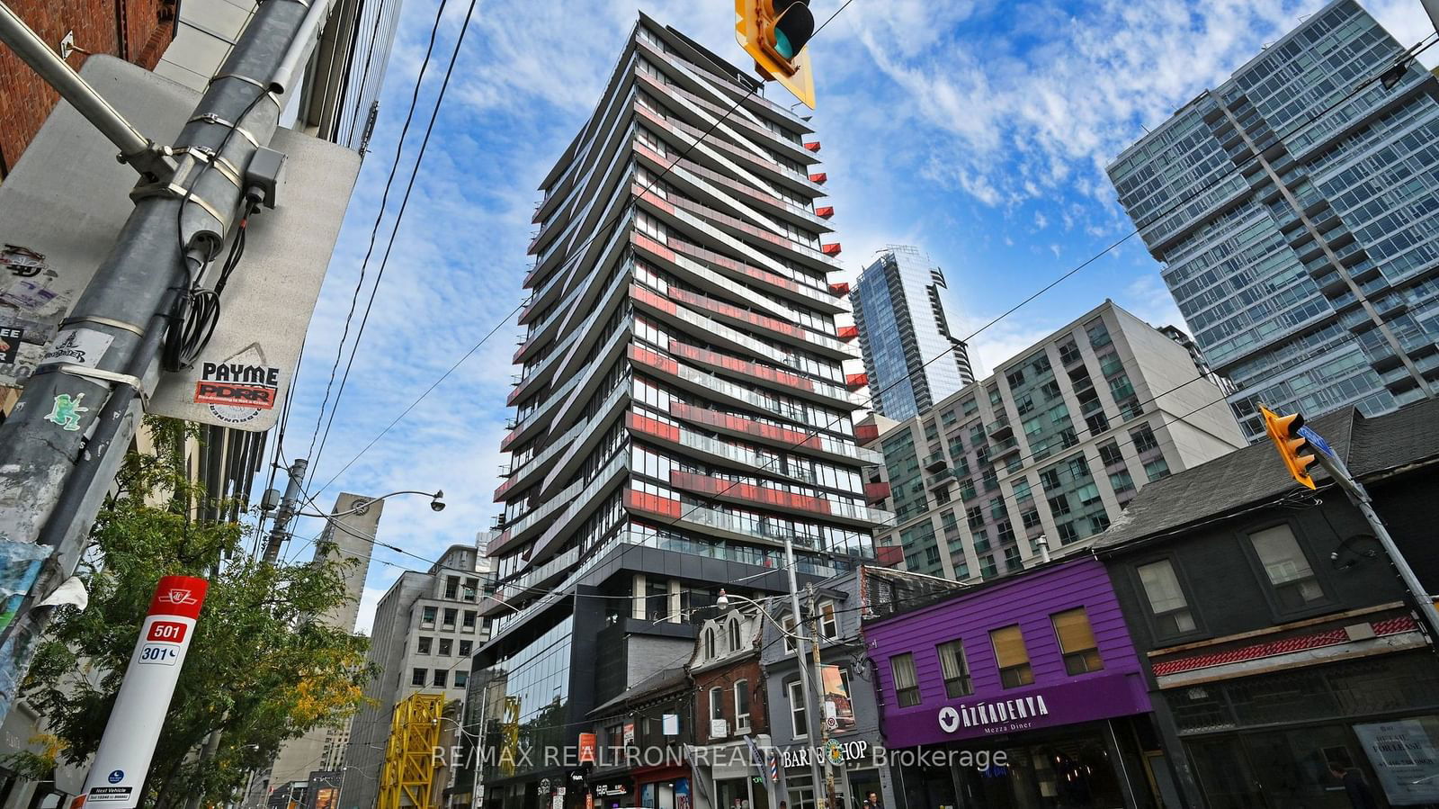 215 Queen St W, unit 1016 for sale