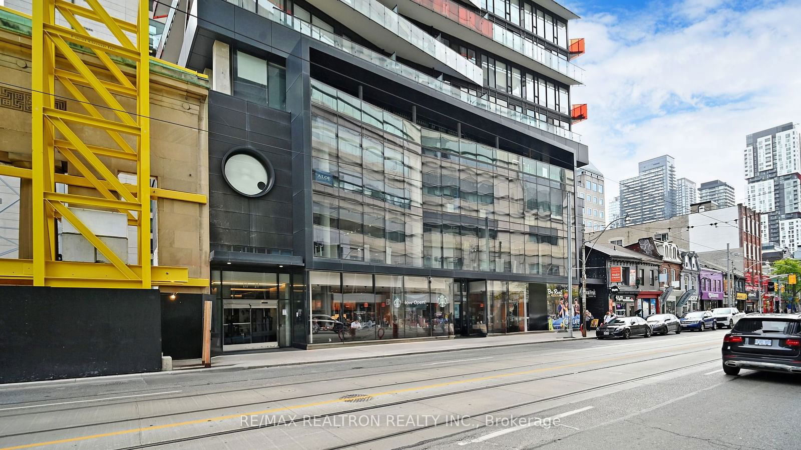 215 Queen St W, unit 1016 for sale