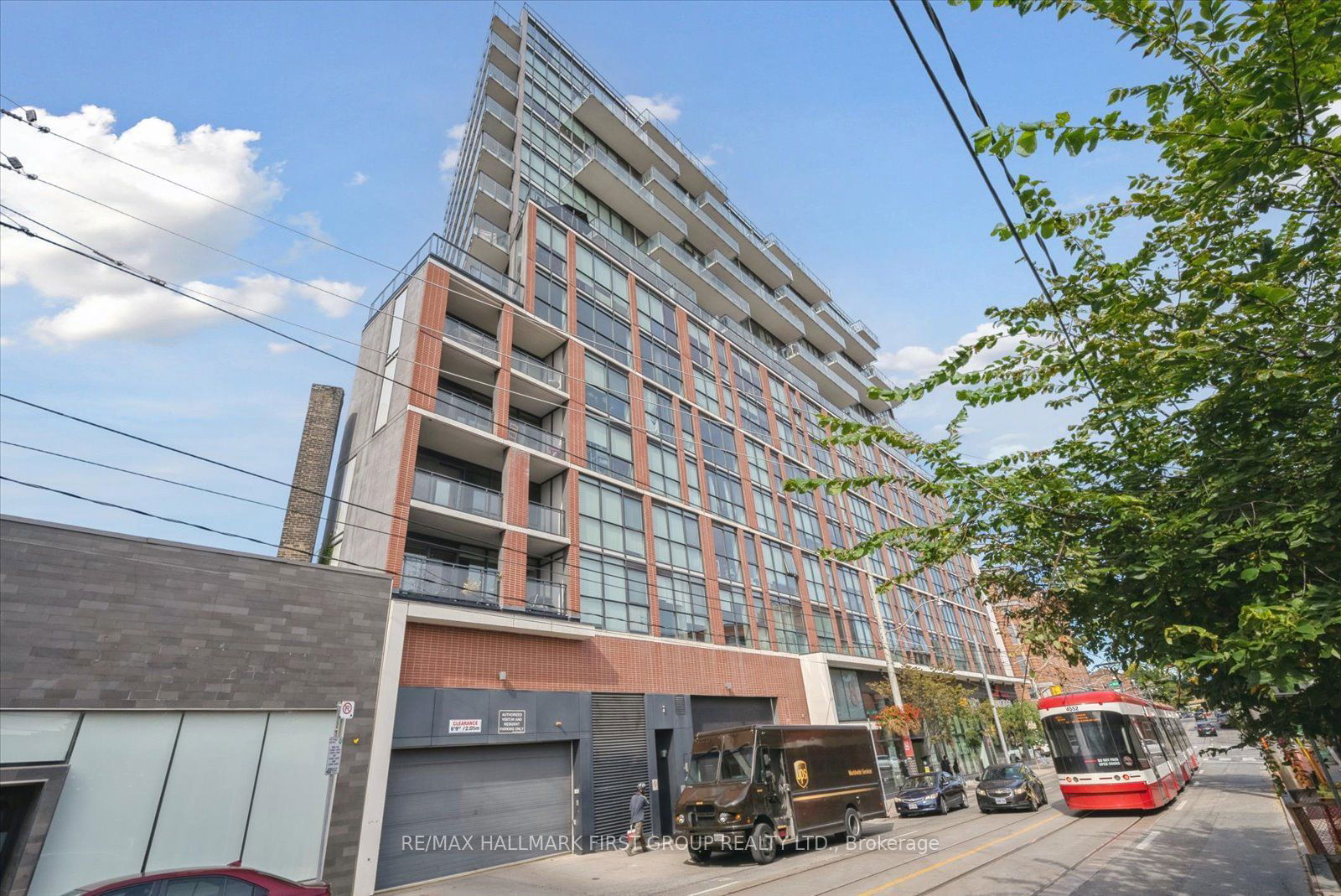 318 King St E, unit 208 for sale