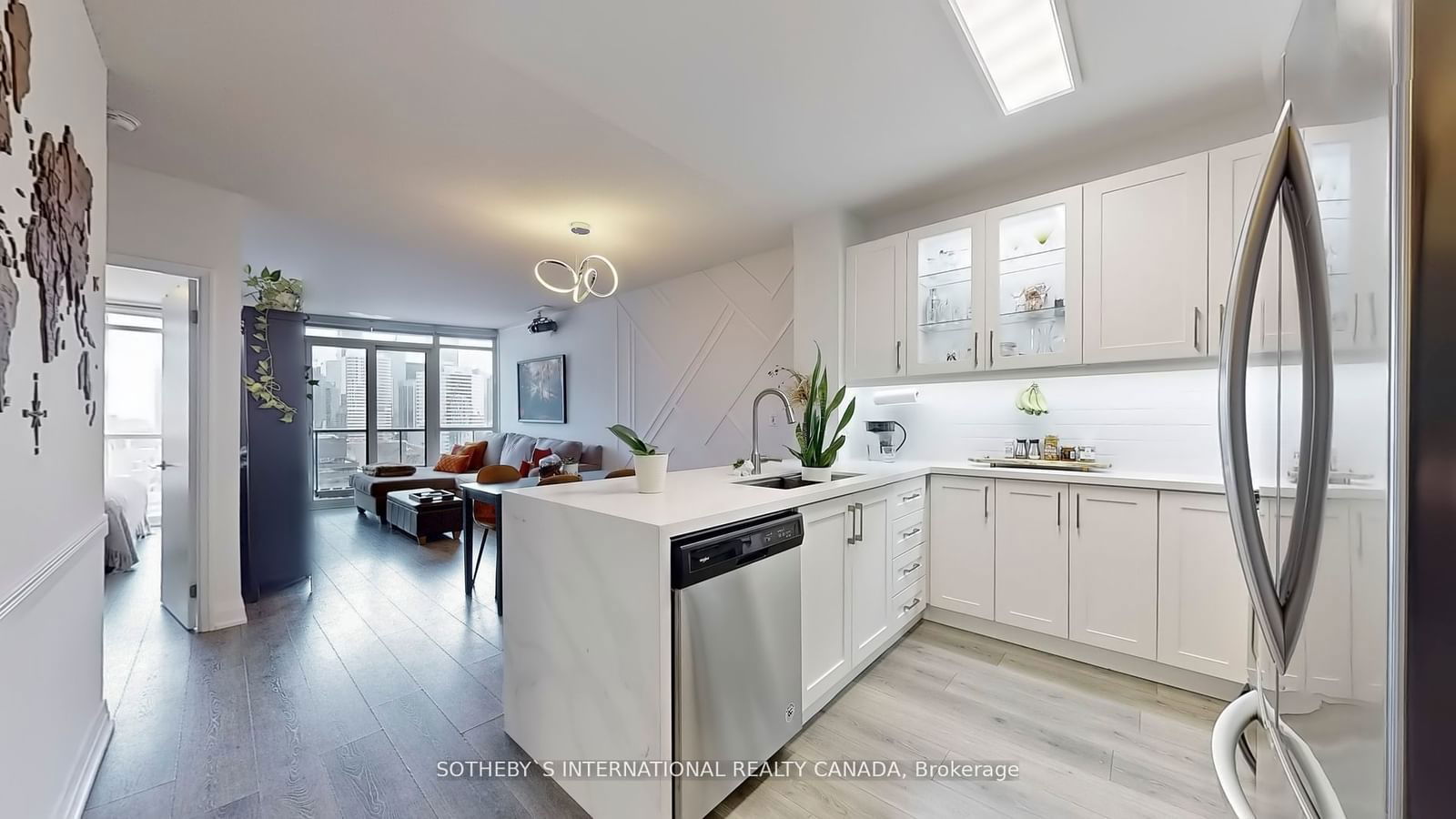 25 Carlton St, unit 2203 for sale