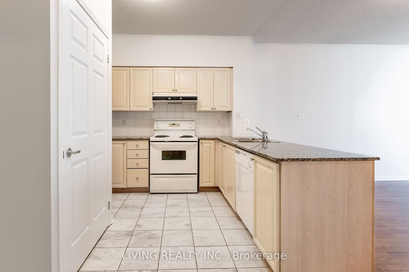 228 Queens Quay W, unit 2110 for rent