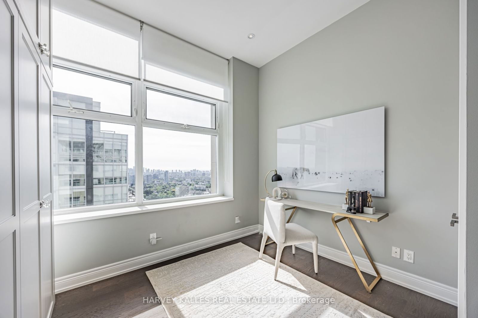 111 St Clair Ave W, unit 2003 for sale