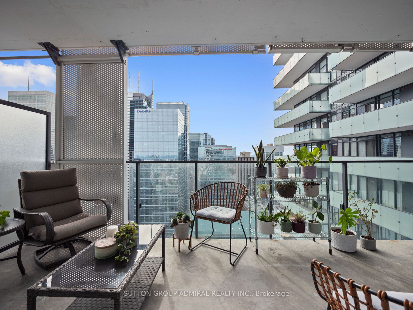 20 Lombard St, unit 4104 for sale