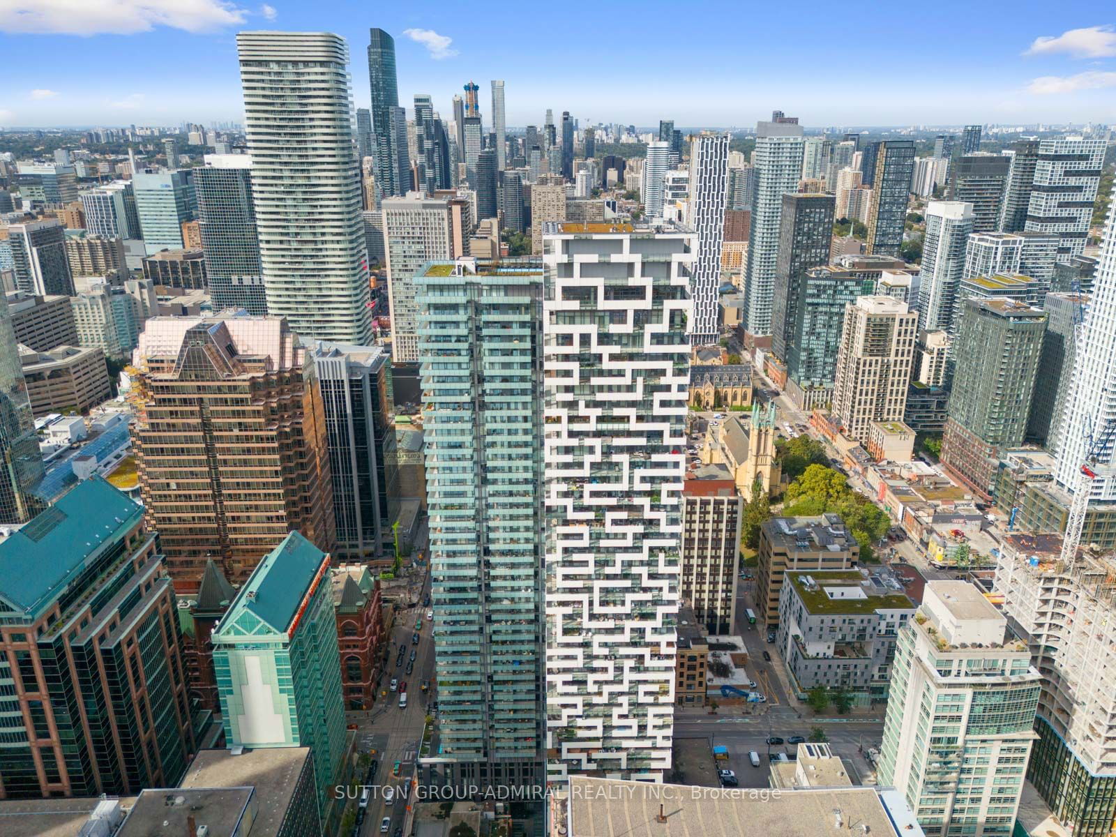 20 Lombard St, unit 4104 for sale