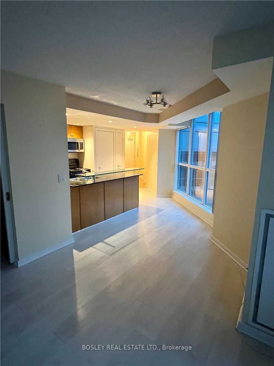 208 Queens Quay Blvd W, unit 1201 for rent