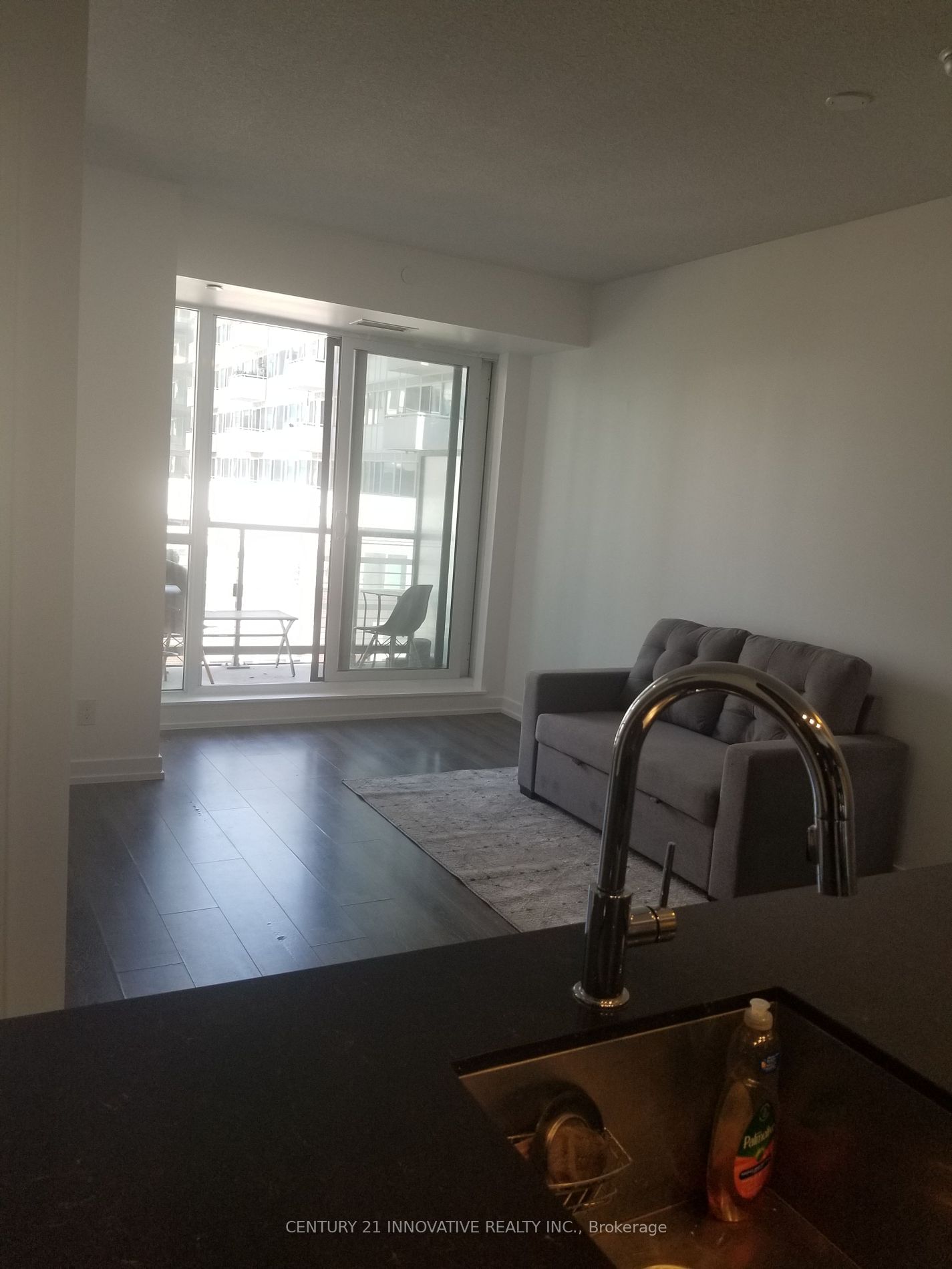 200 Sackville St E, unit 413 for rent