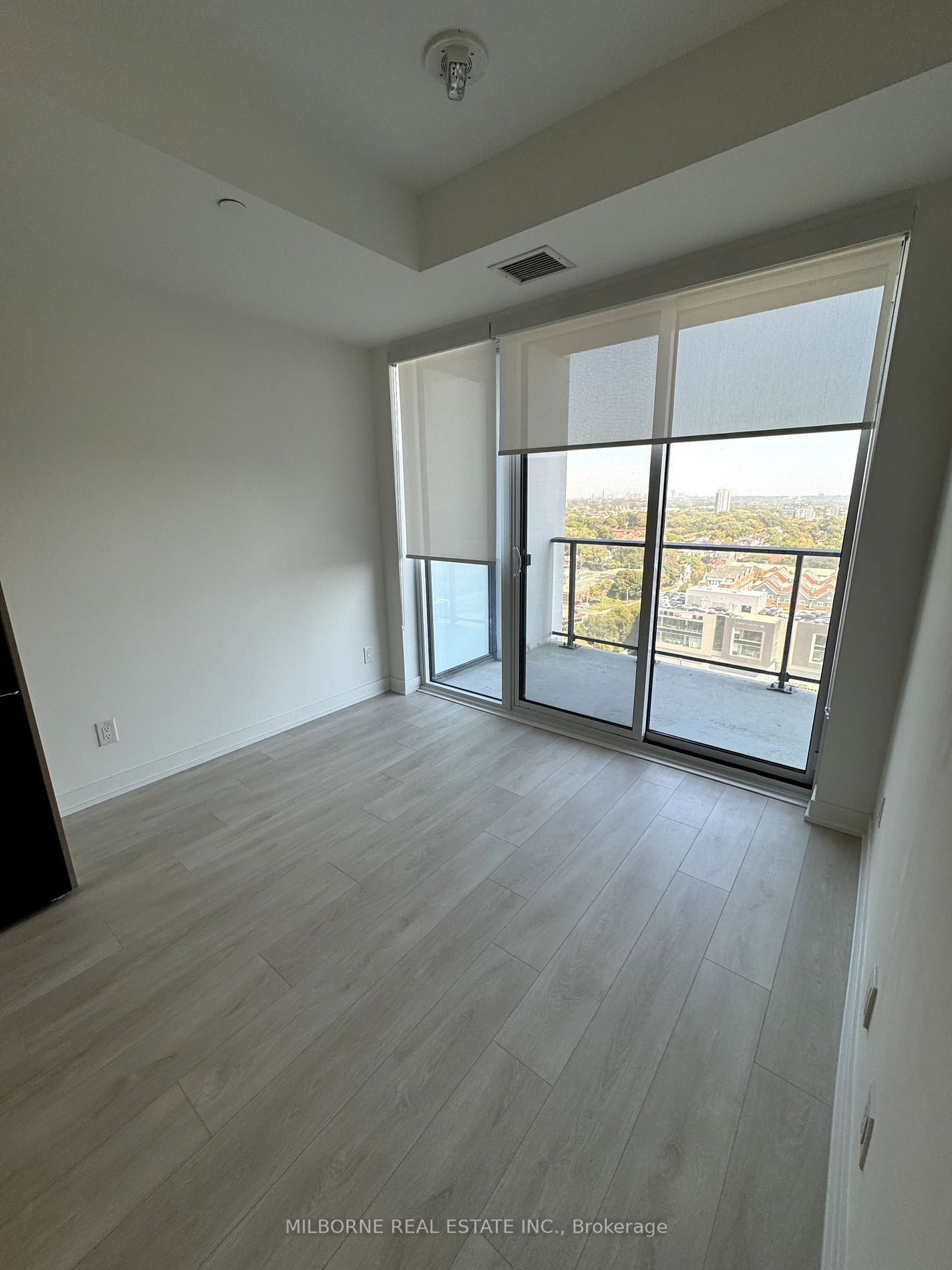 5 Defries St, unit 1513 for rent