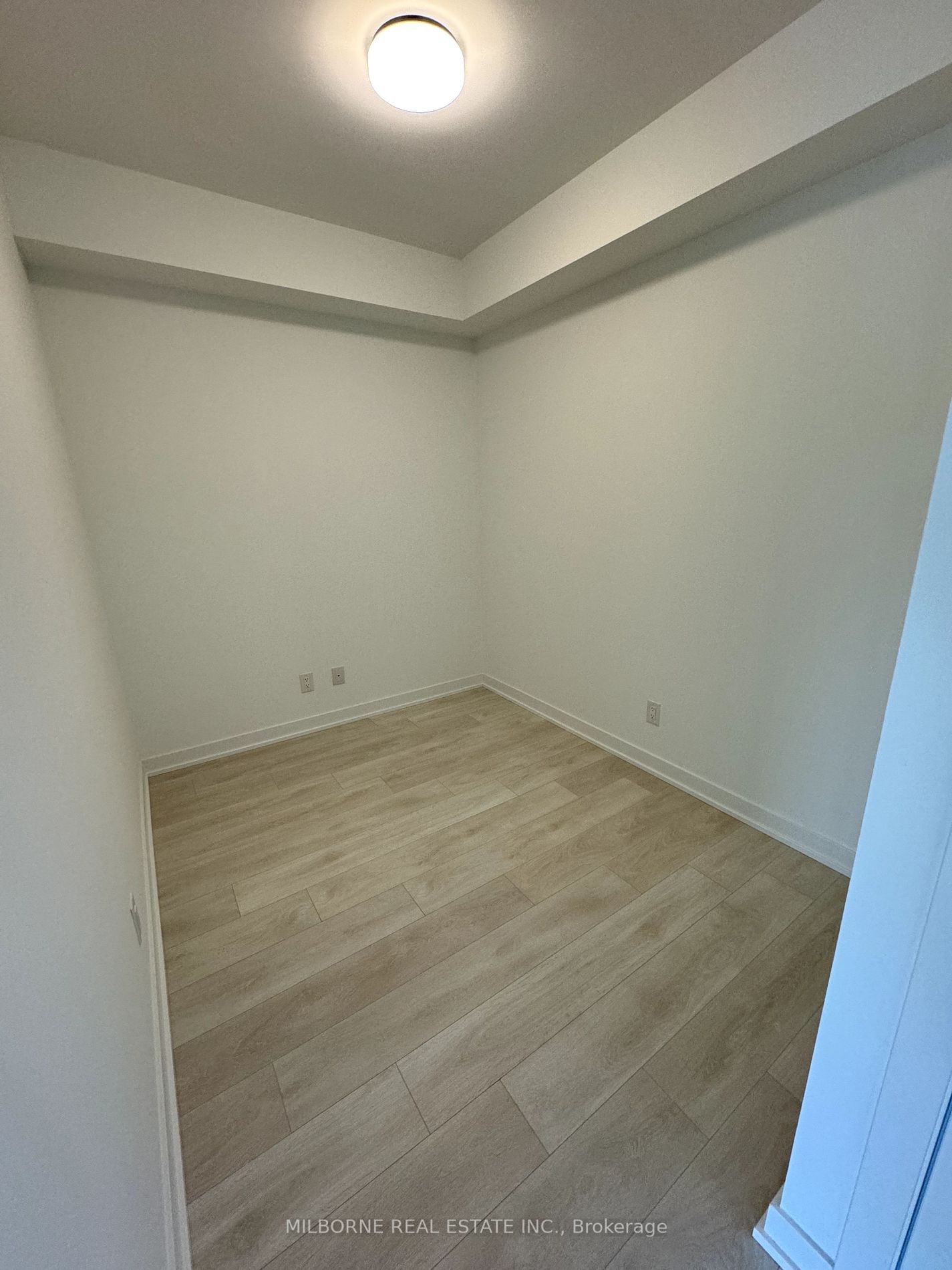 5 Defries St, unit 1513 for rent