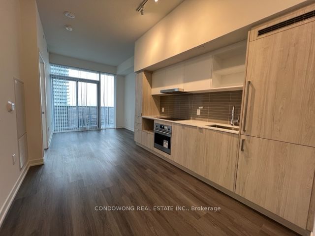 138 Downes St, unit 4006 for rent