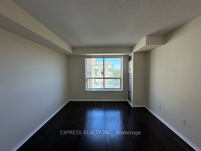 39 Pemberton Ave, unit Lph07 for rent