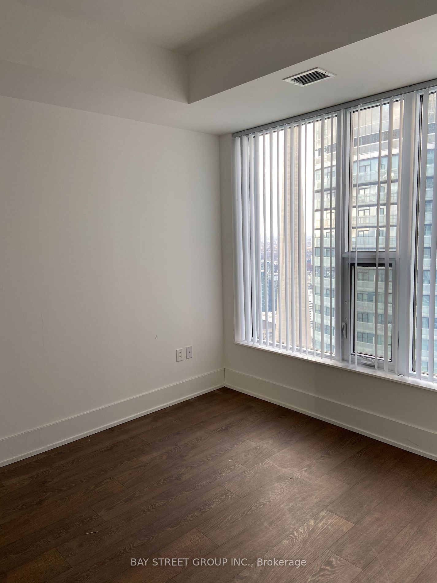 10 York St, unit 5802 for rent