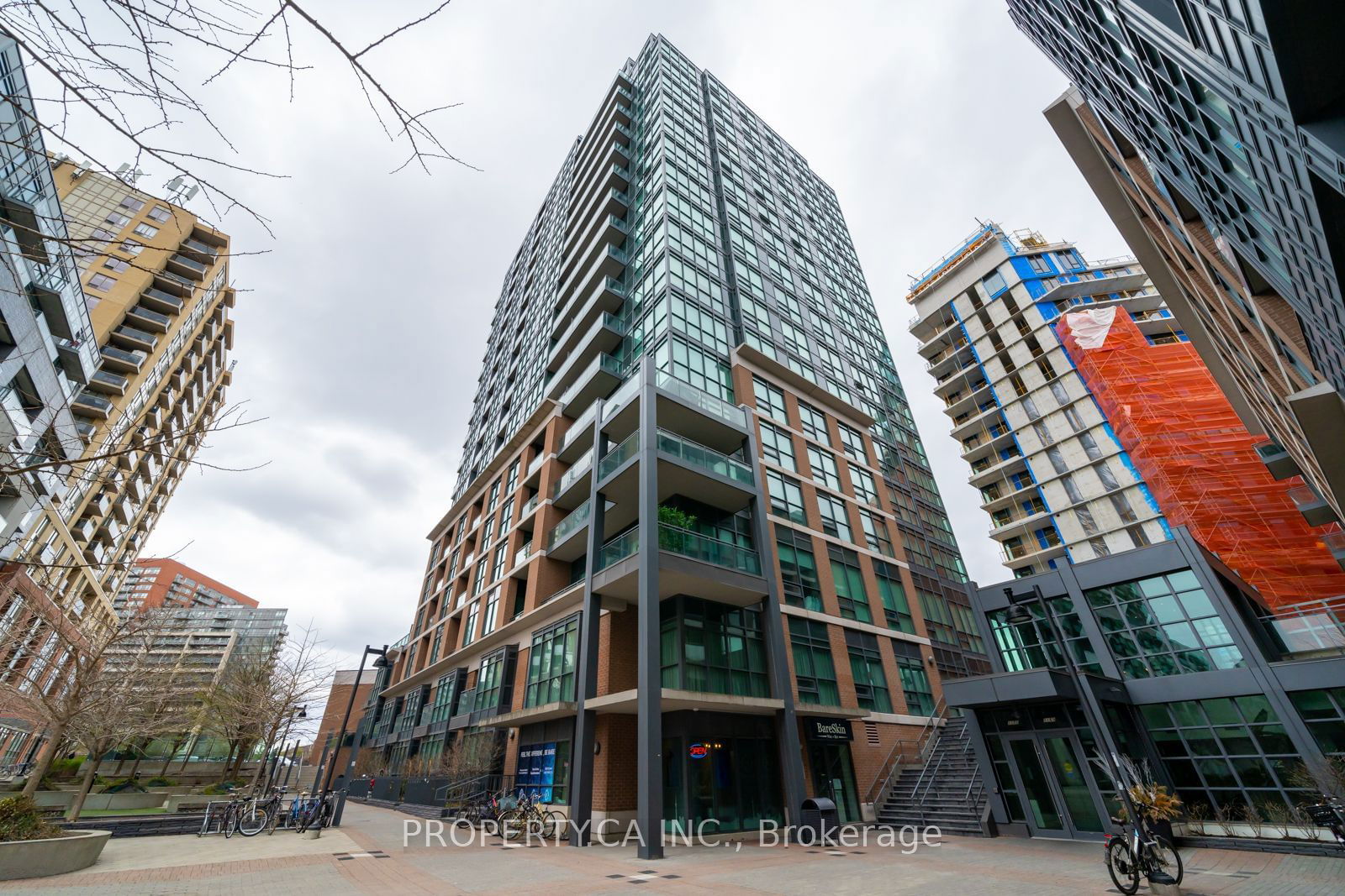 1171 Queen St W, unit 512 for rent