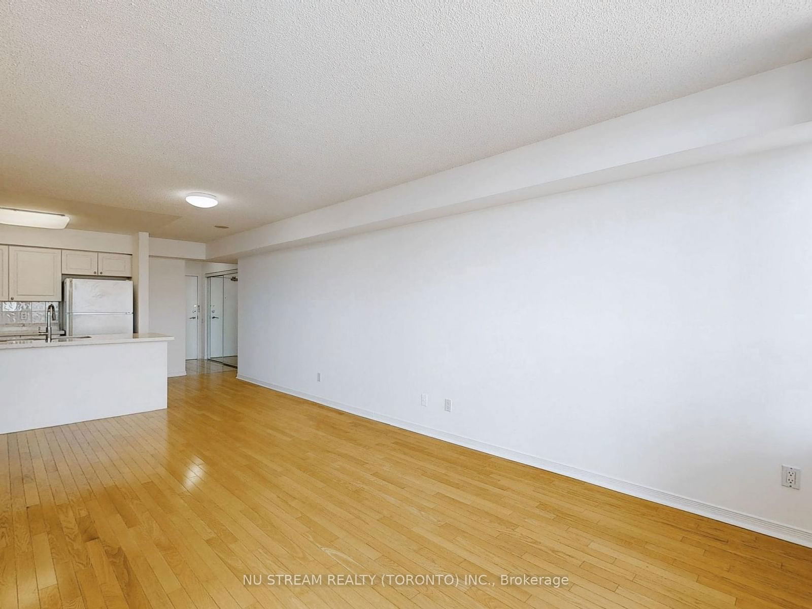 33 Empress Ave, unit 2001 for rent