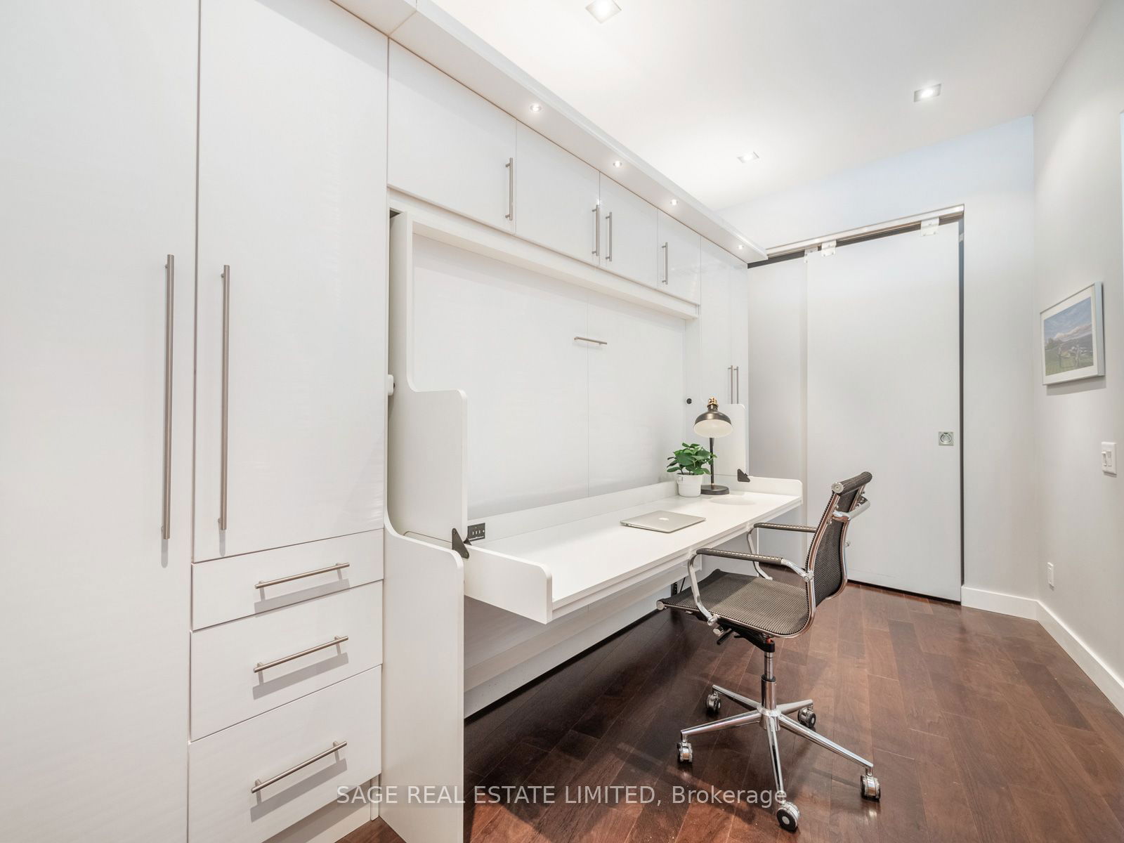 155 Dalhousie St, unit 856 for rent