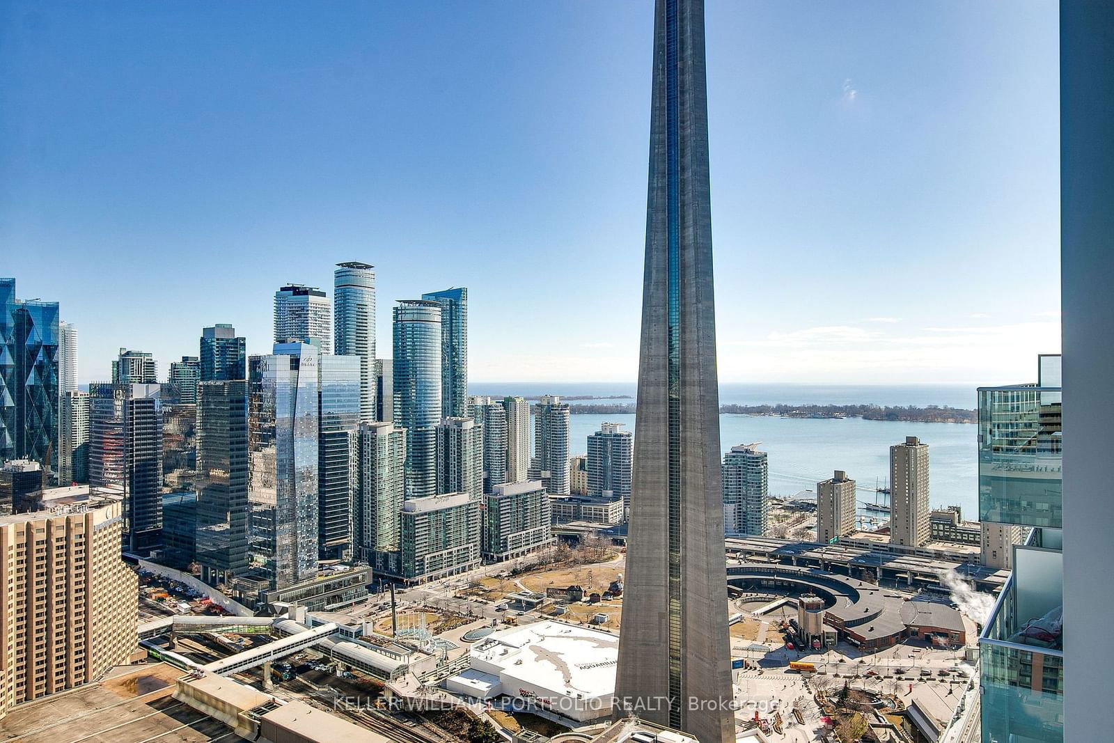 300 Front St W, unit 4403 for sale