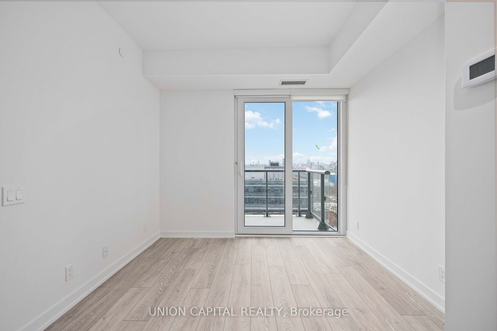 108 PETER St, unit 2615 for rent