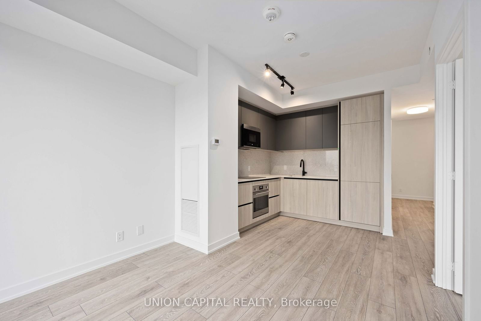 108 PETER St, unit 2615 for rent