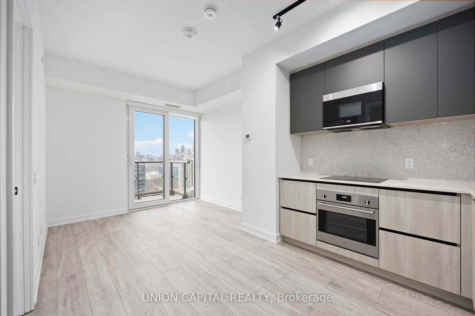 108 PETER St, unit 2615 for rent