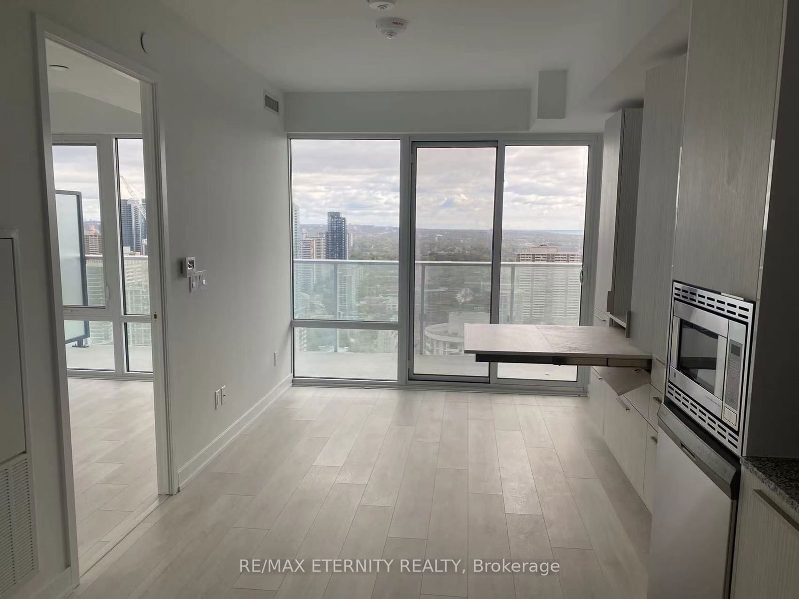 501 Yonge St, unit 3506 for rent