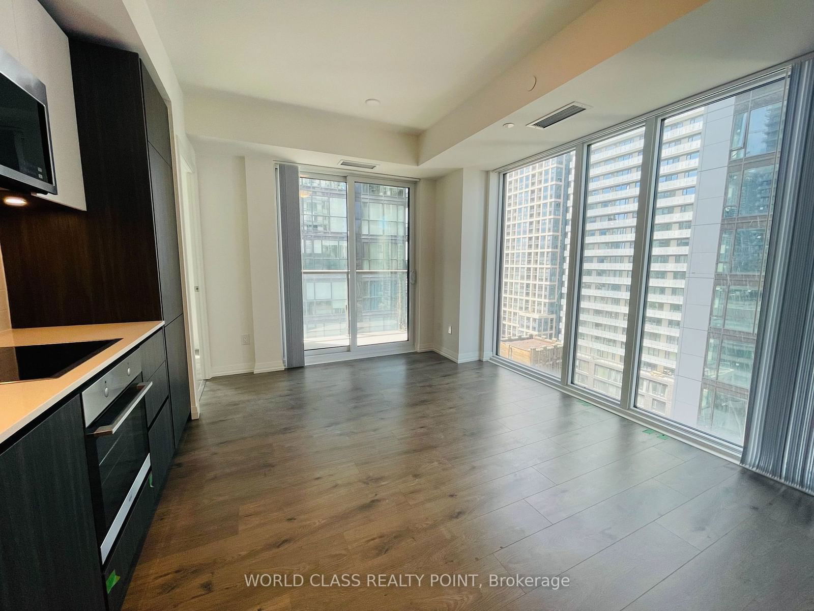 8 Widmer St, unit 2303 for rent