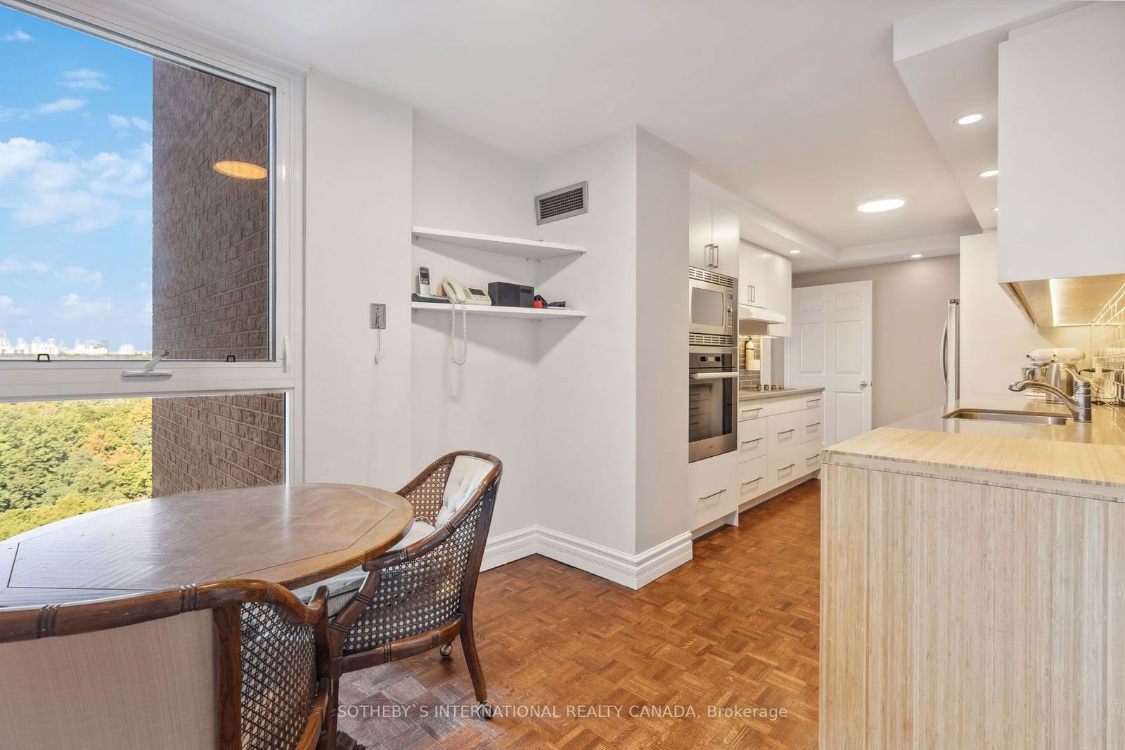 278 Bloor St E, unit 1402 for sale