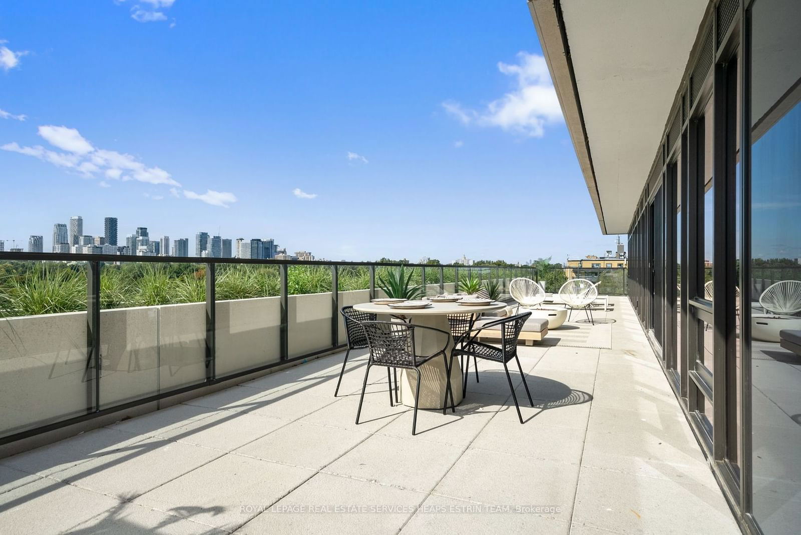 1414 Bayview Ave, unit 701 for sale