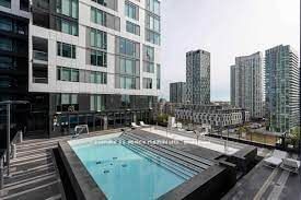 27 Bathurst St, unit 412W for rent