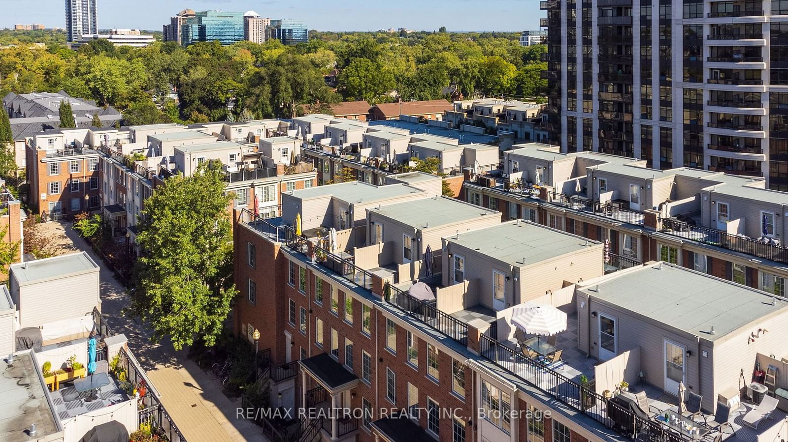 Everson Townhomes, North York, Toronto