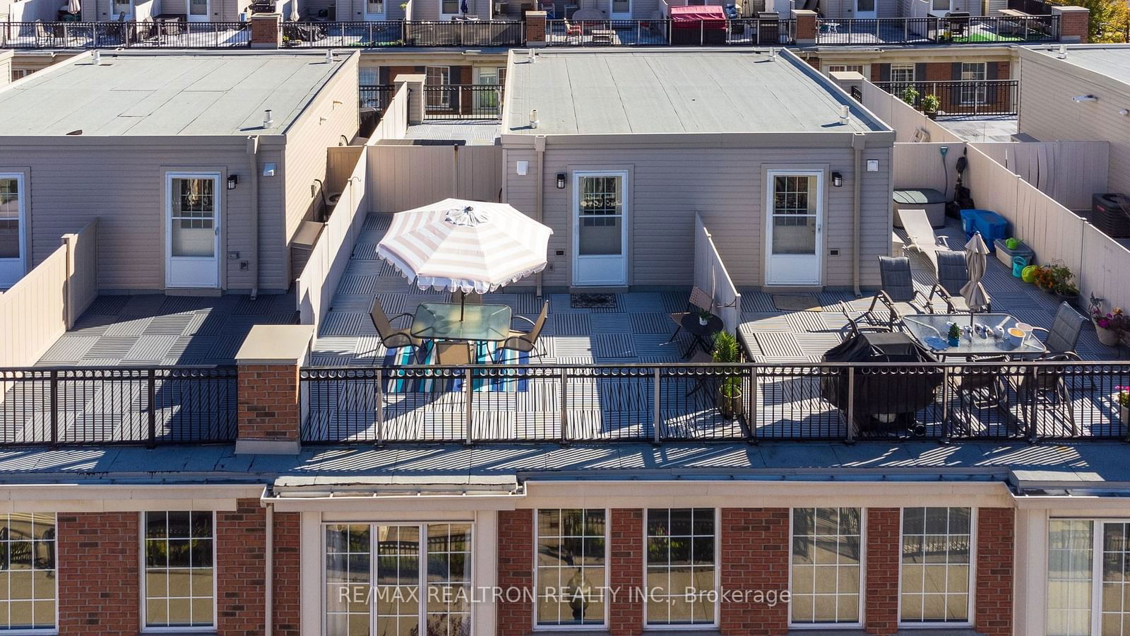 Everson Townhomes, North York, Toronto