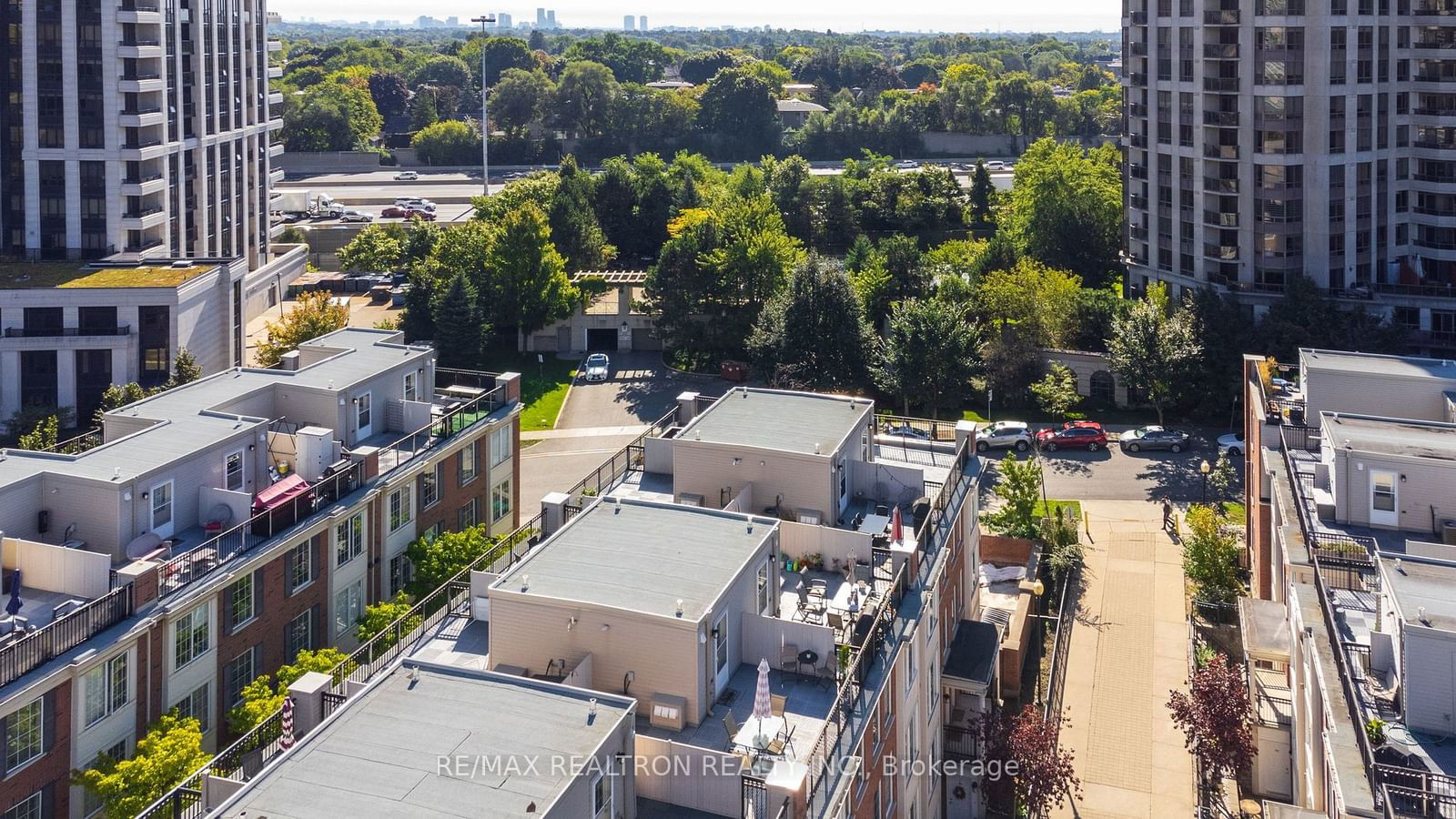 Everson Townhomes, North York, Toronto