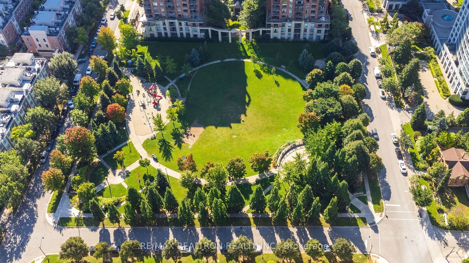 Everson Townhomes, North York, Toronto