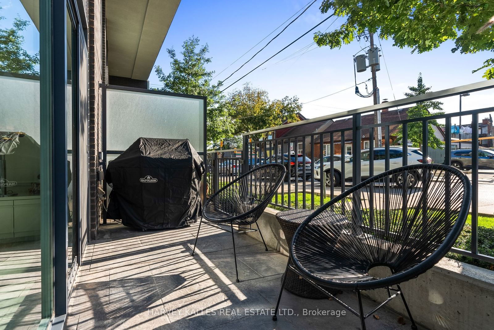 205 Manning Ave, unit 104 for sale