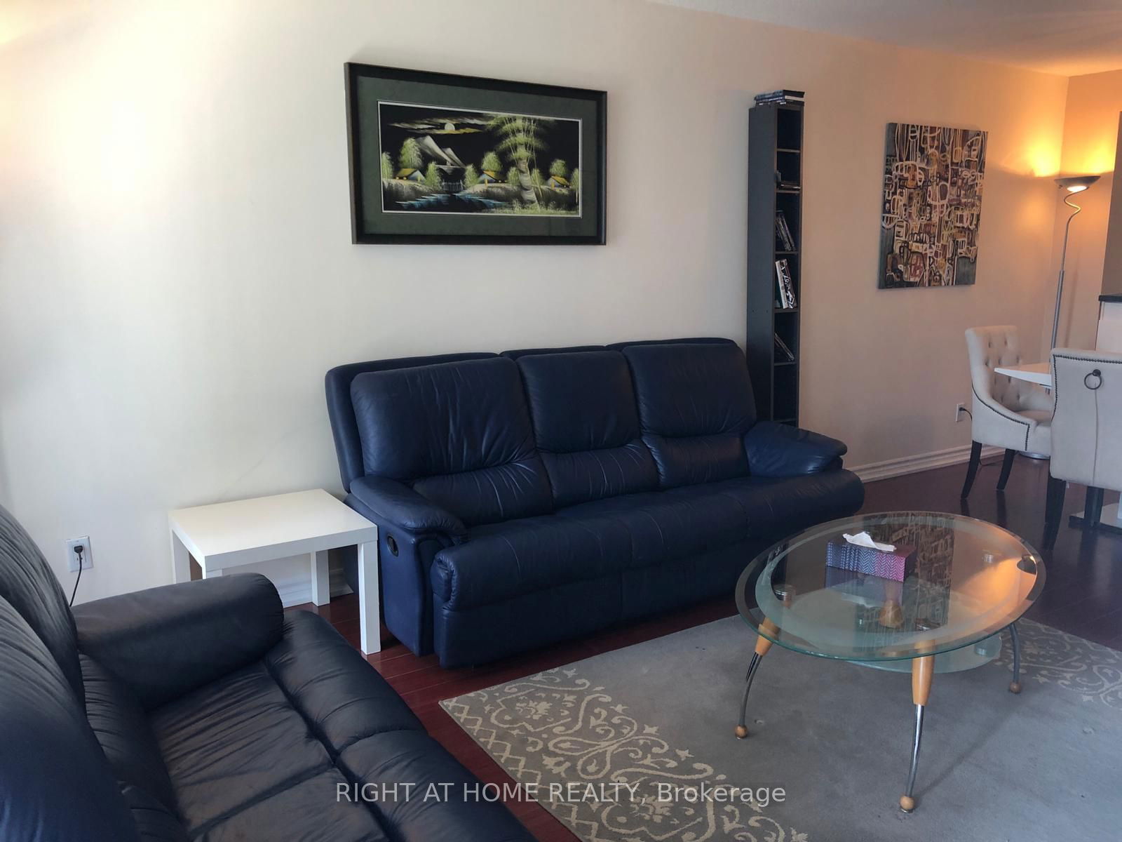 18 Hollywood Ave, unit Ph106 for rent