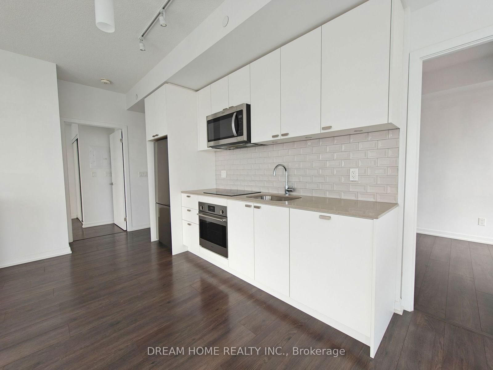 56 Forest Manor Rd, unit 2102 for rent