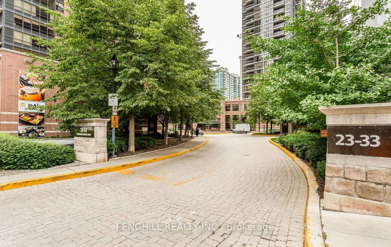 33 Sheppard Ave Ave E, unit 812 for sale