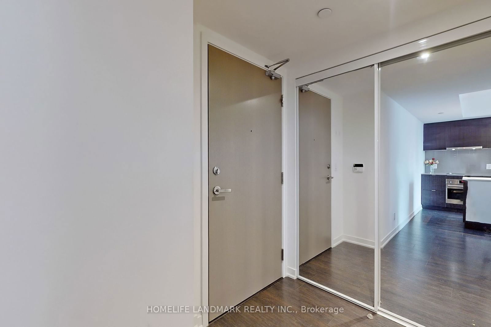 100 Harbour St, unit 4705 for rent