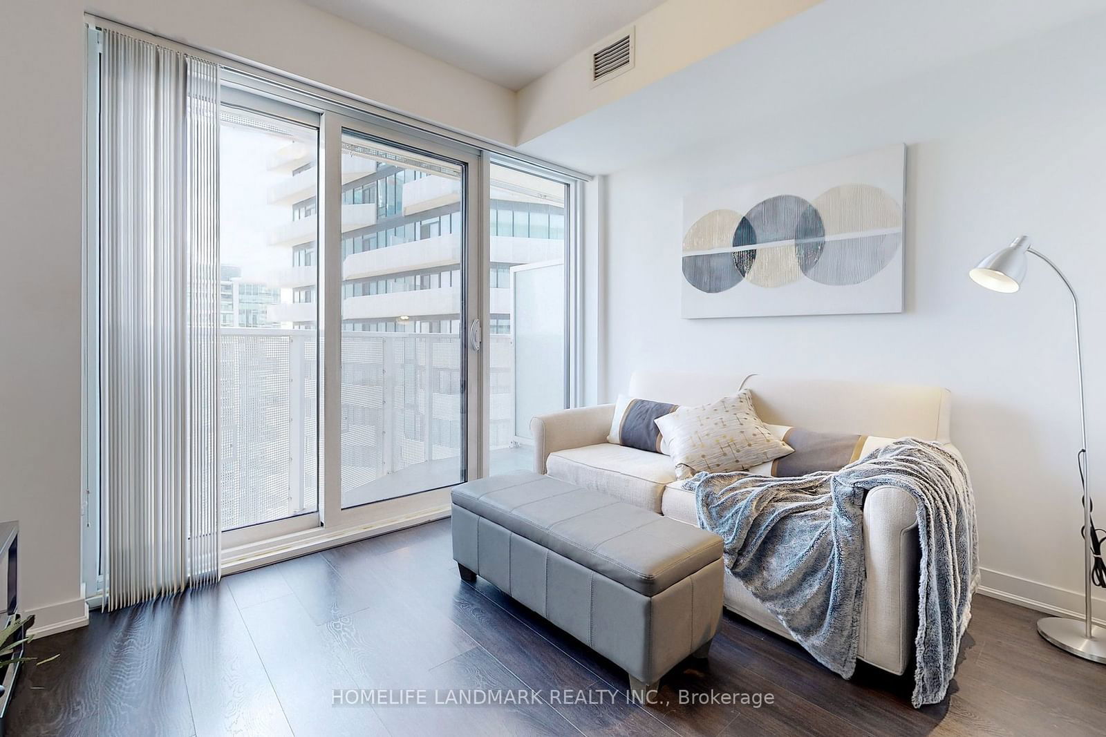 100 Harbour St, unit 4705 for rent