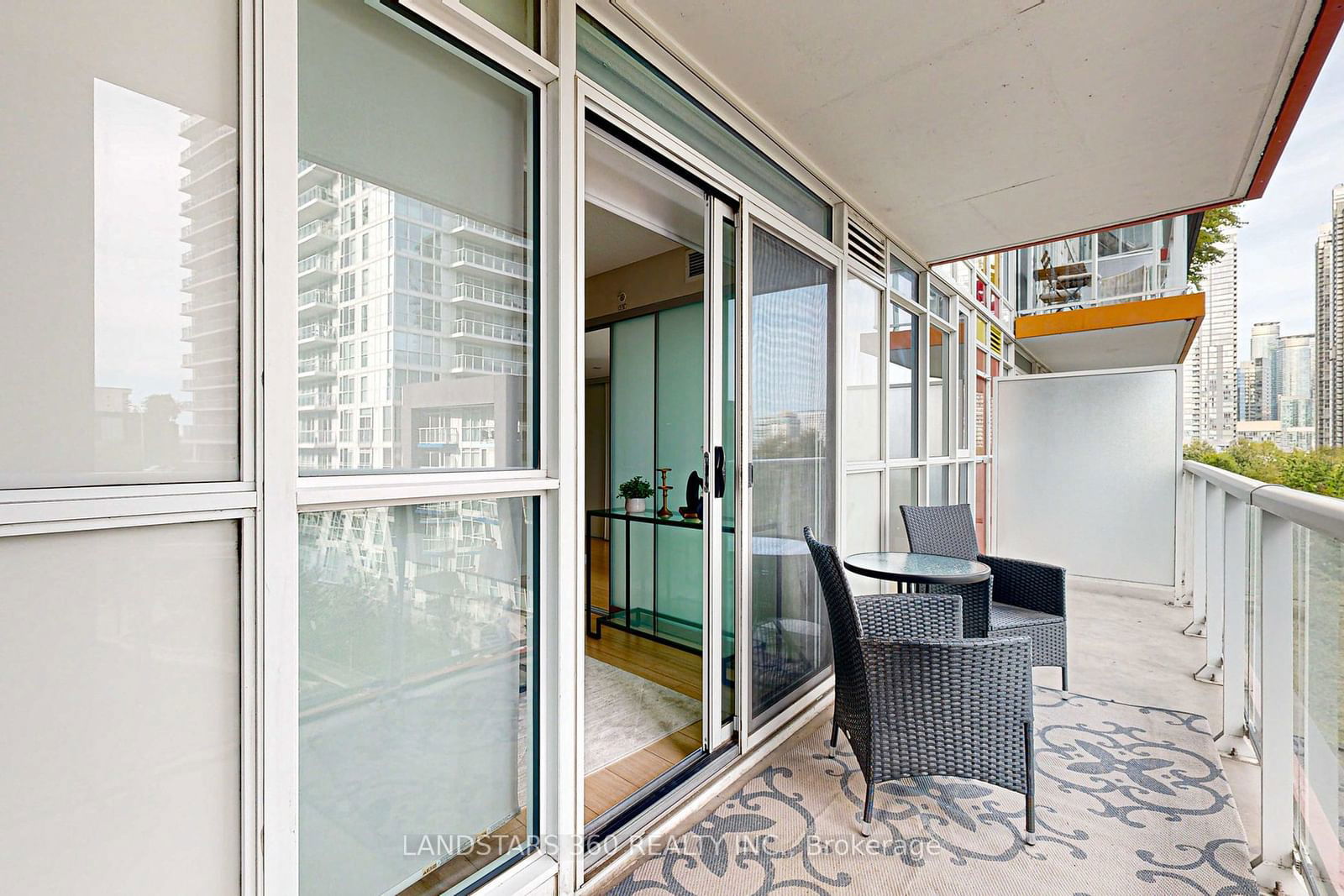 85 Queens Wharf Rd, unit 501 for sale