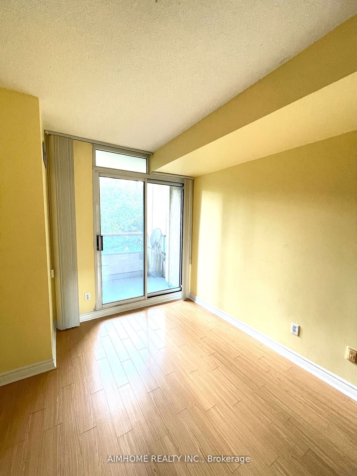 238 Doris Ave, unit 511 for rent