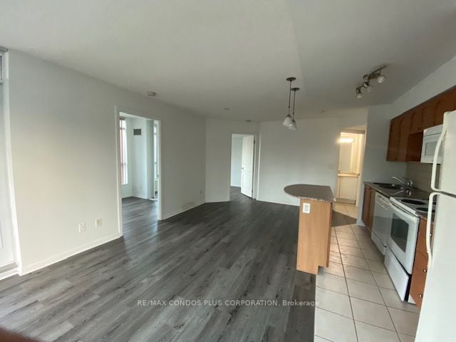 18 Yonge St, unit 1805 for rent