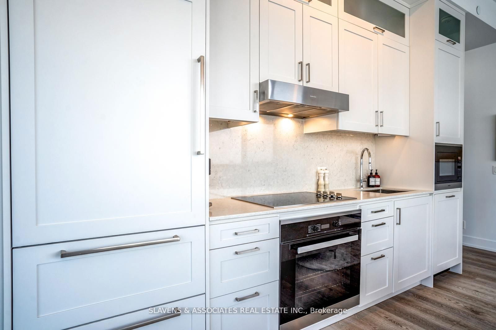 11 Lillian St, unit 1804 for sale