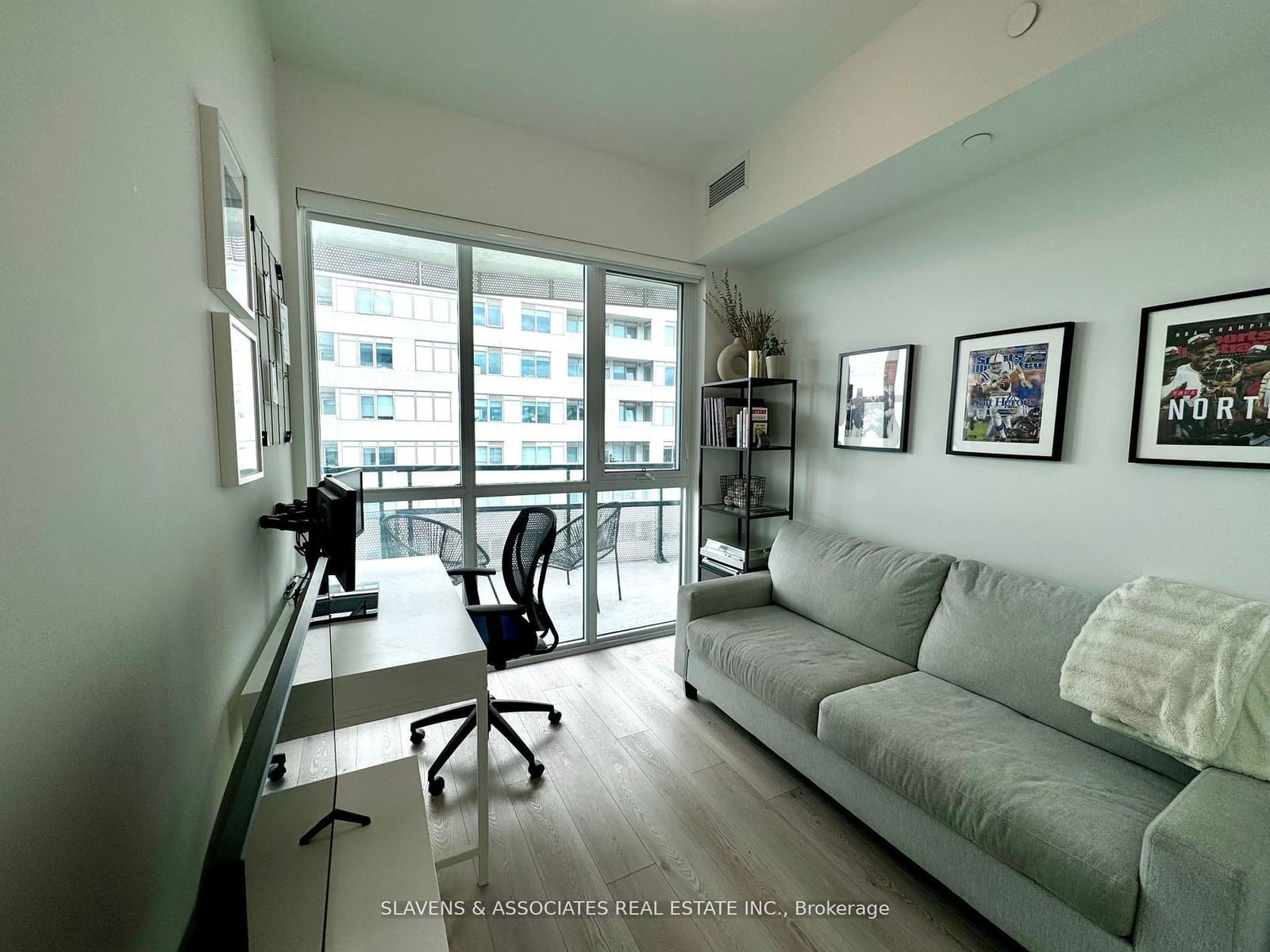 11 Lillian St, unit 1804 for sale