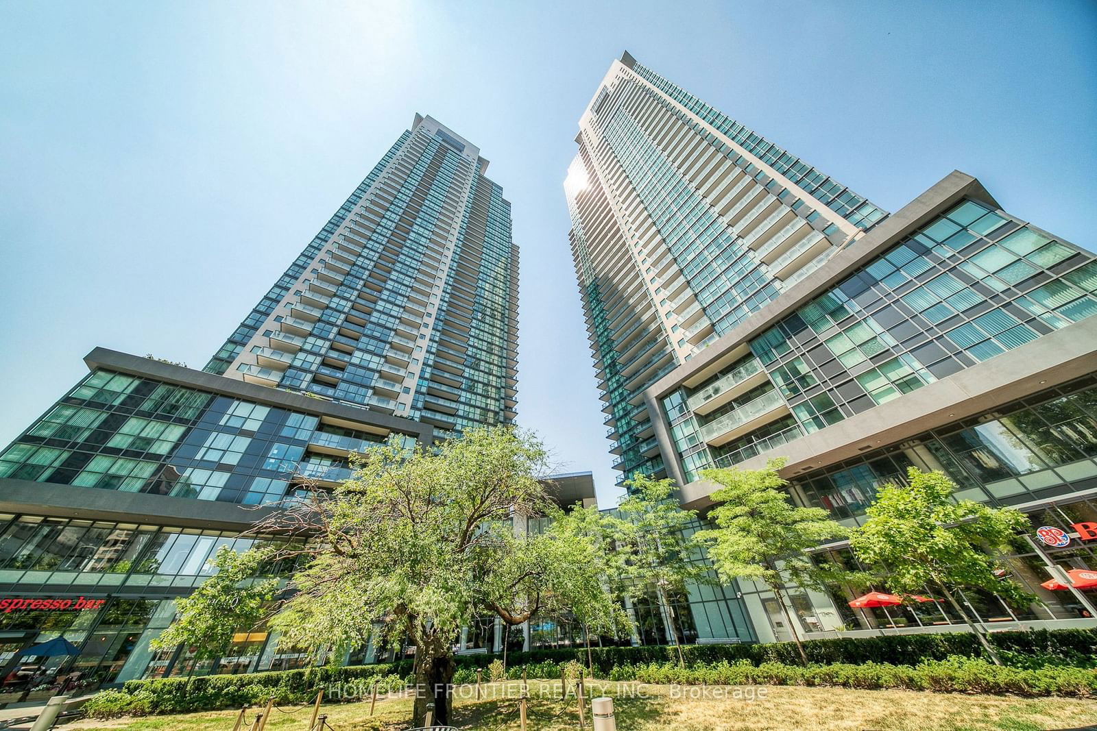 5168 Yonge St, unit 808 for rent